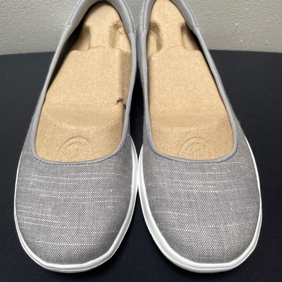 Skechers On The Go  136001/GRY Go Walk Lite-Susie-size 5.5  New In Box - Picture 1 of 10